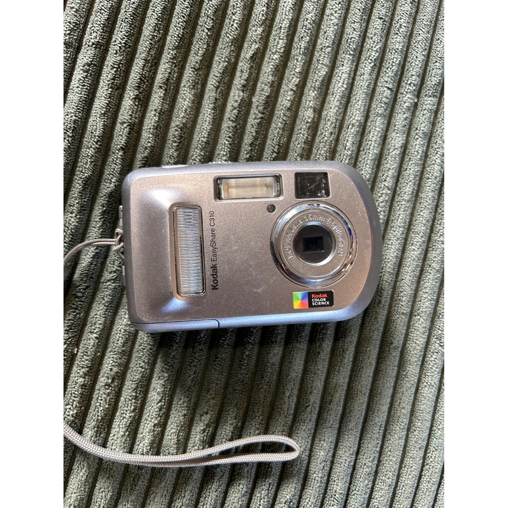 Kodak EasyShare C310 Silver Digital Camera with Rechargeable‎ Battery UNTESTED